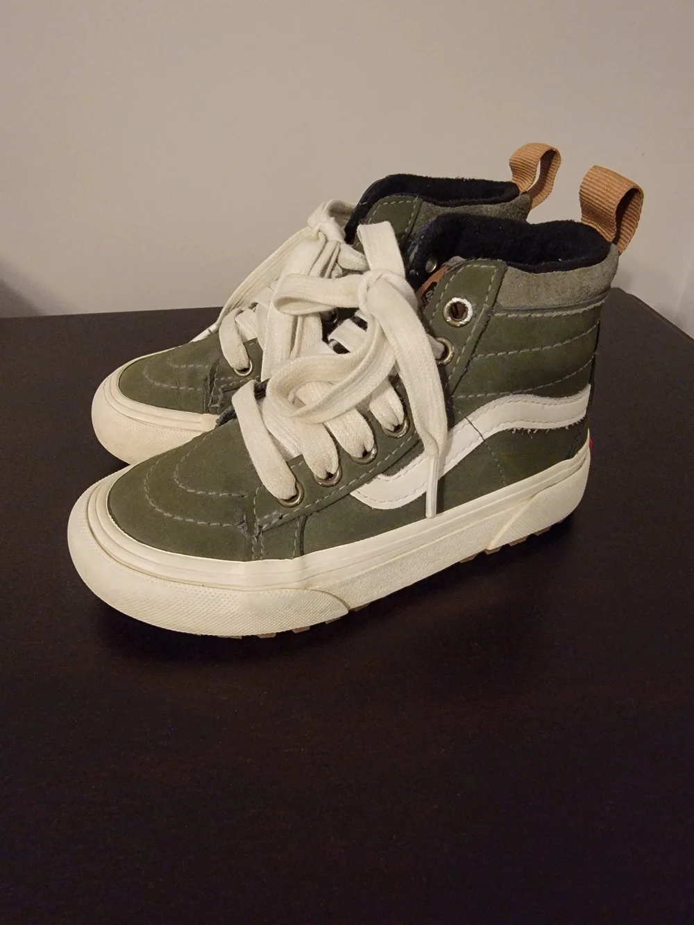 Vans MTE Kids High-Top Sneakers in Olive Green, White and Tan